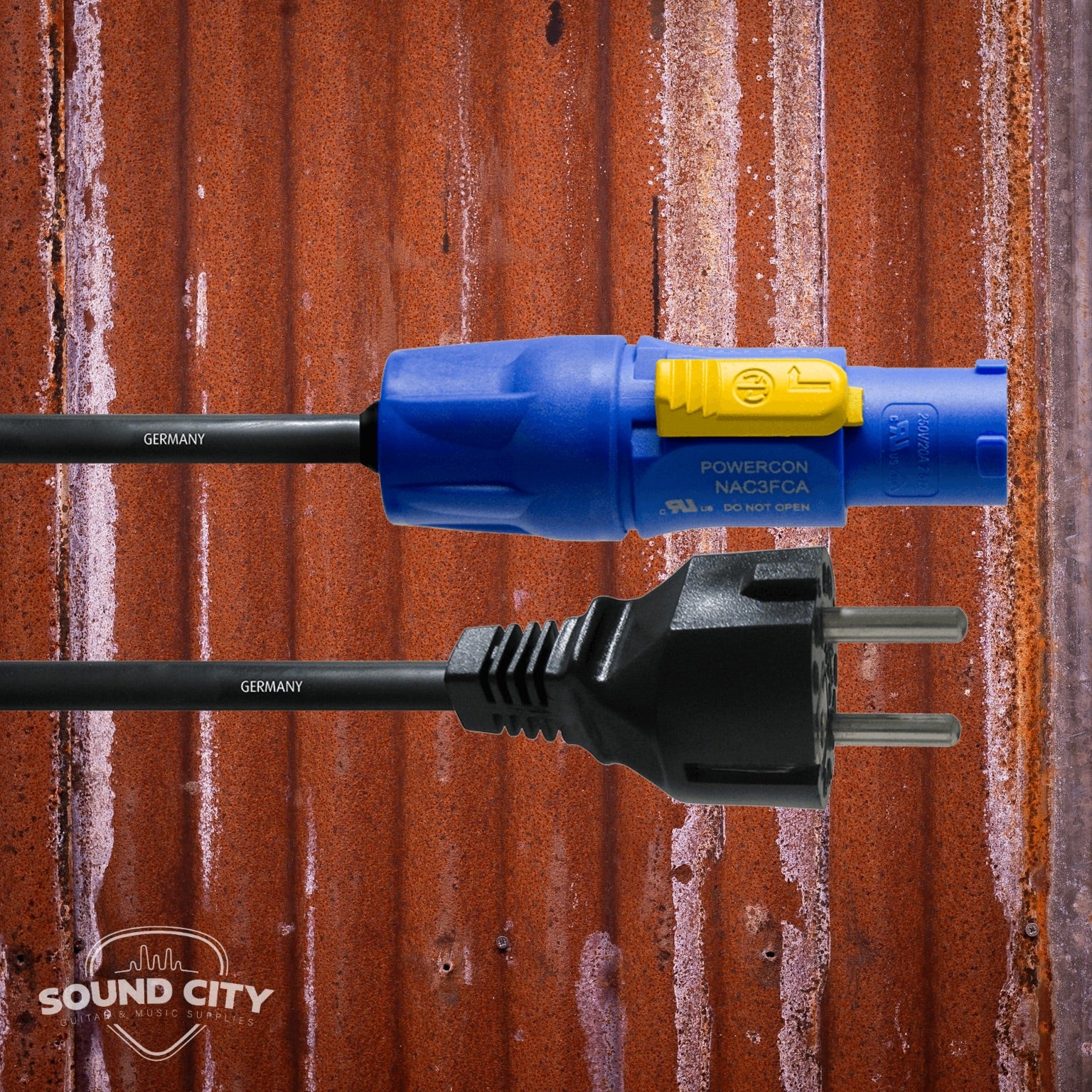 Cordial CFCA3S Powercon / Shuko (3m)