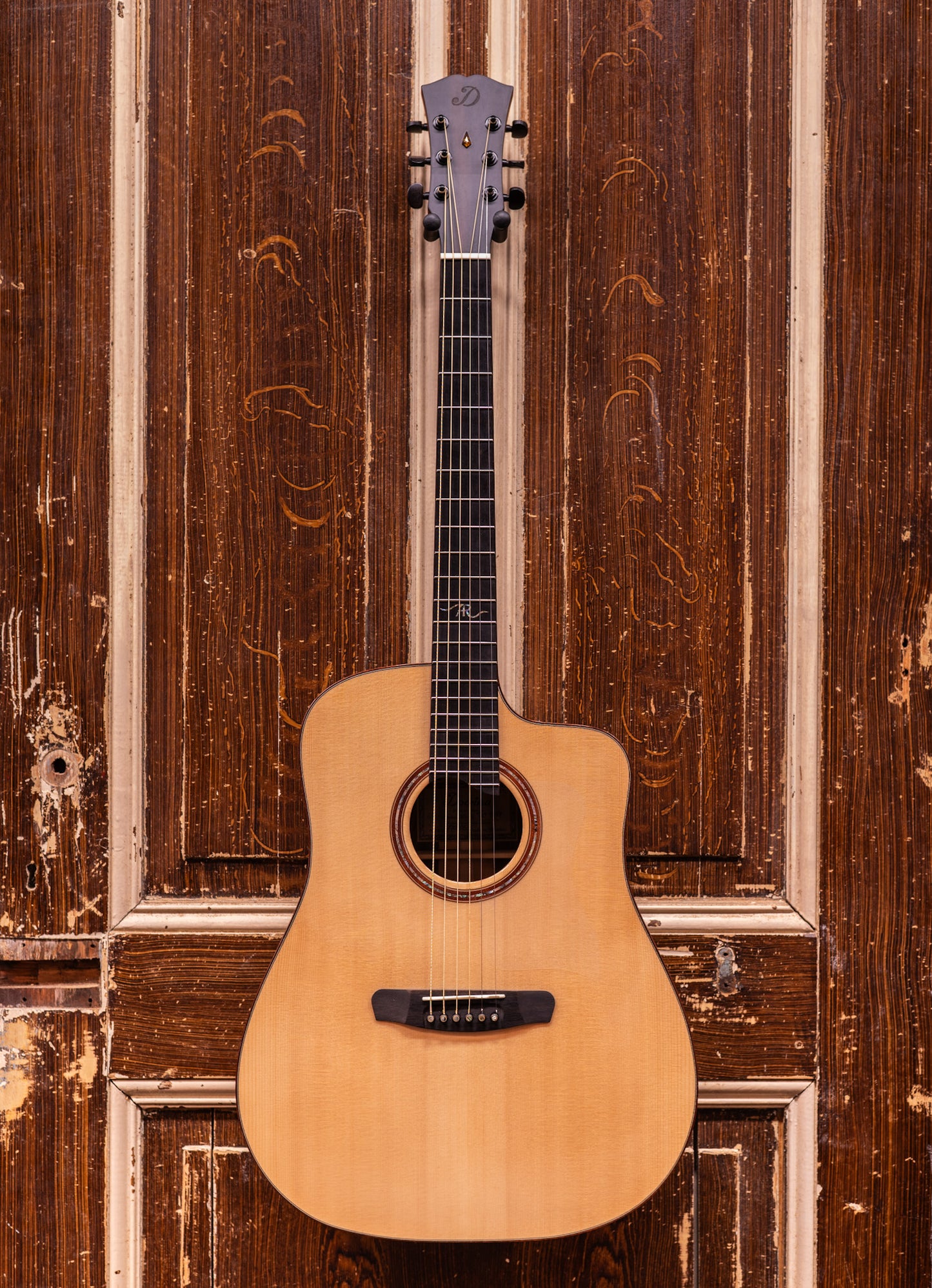 Dowina Amber Road DC DS All Solid Westerngitaar