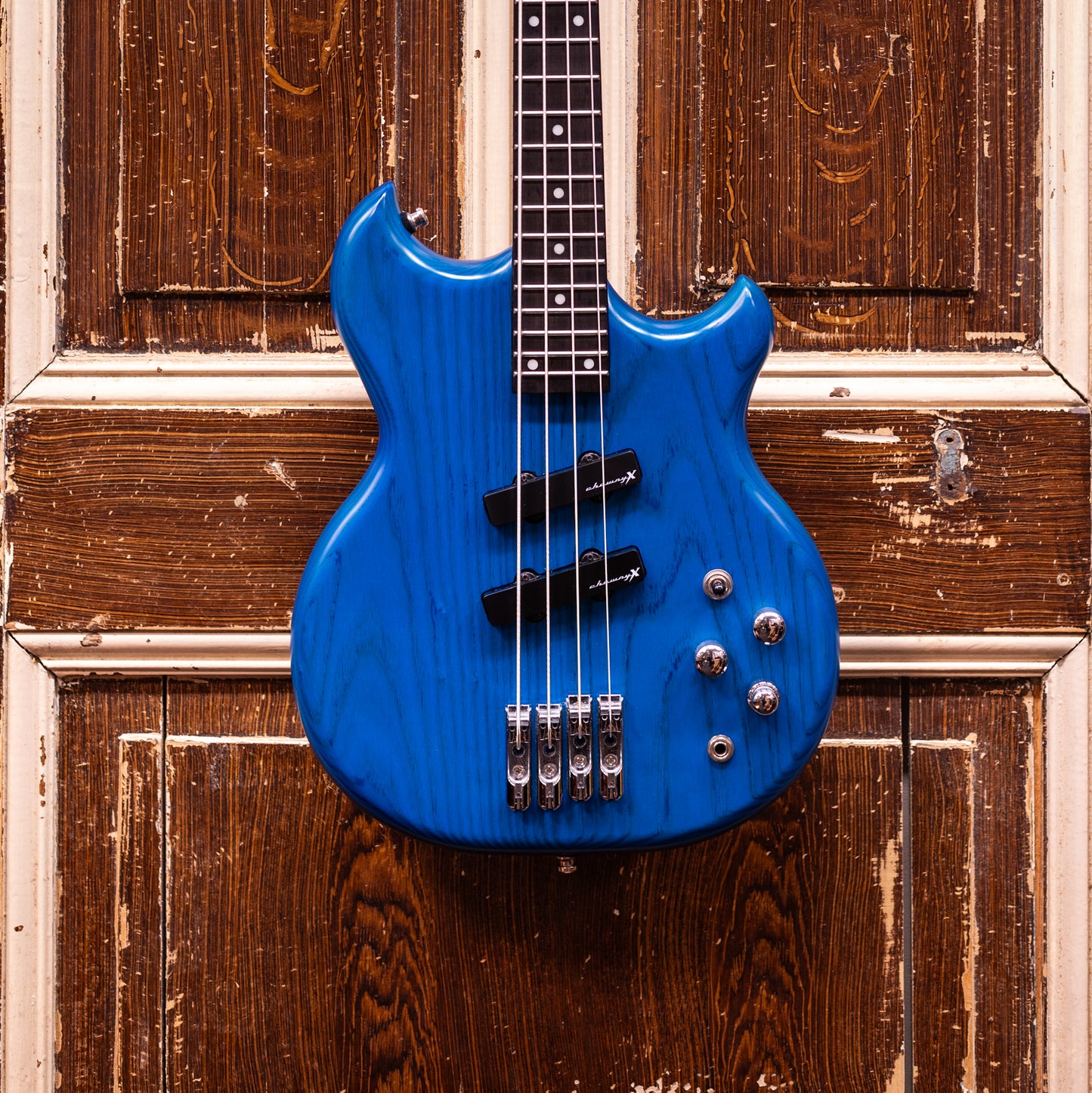 Chowny SWB Scott Whitley Sign. Basgitaar (occasion)
