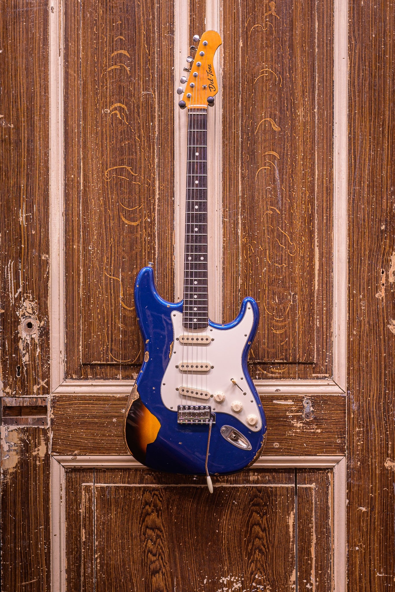 Del-Tone 60's S-Style Ocean Turquise over Sunburst (Special Order) Elektrische gitaar