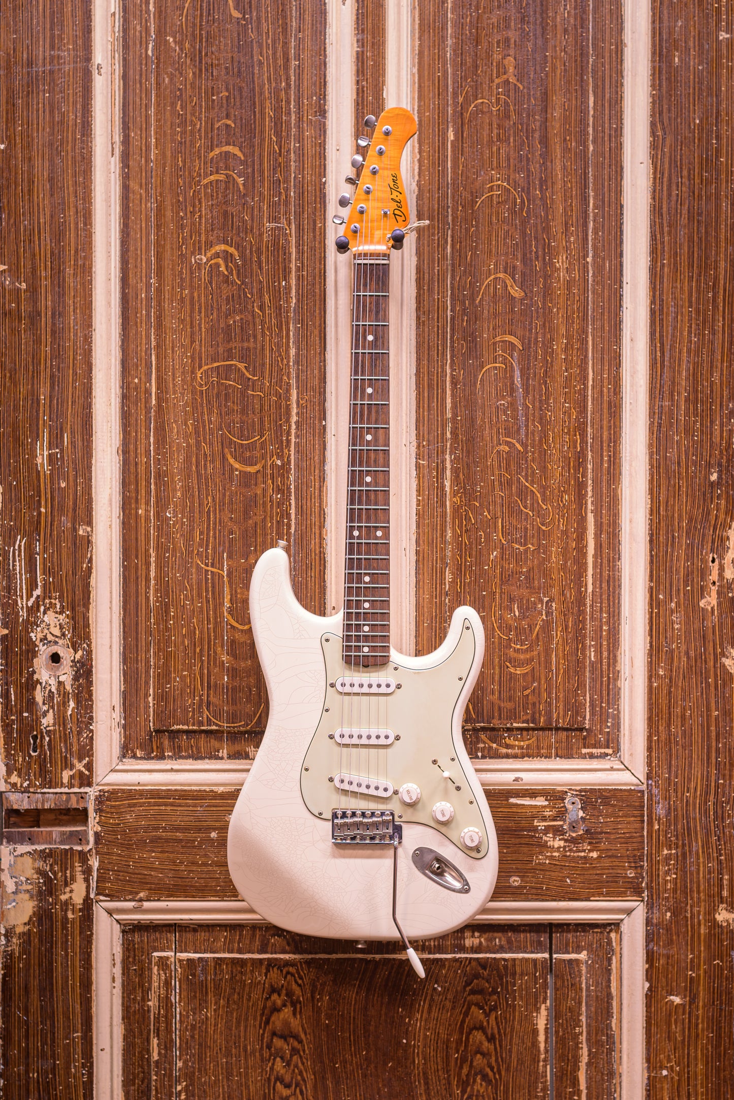 Del-Tone 60's S-Style Olympic White Elektrische gitaar (occasion)