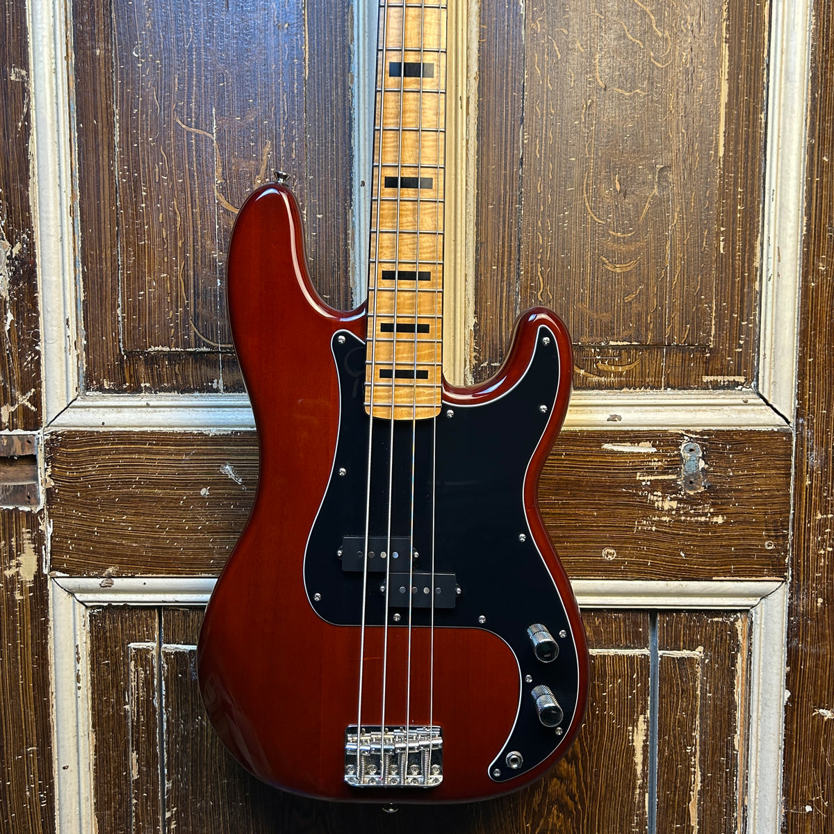 Squier Classic Vibe β70s Precision Bass Walnut (Occasion)