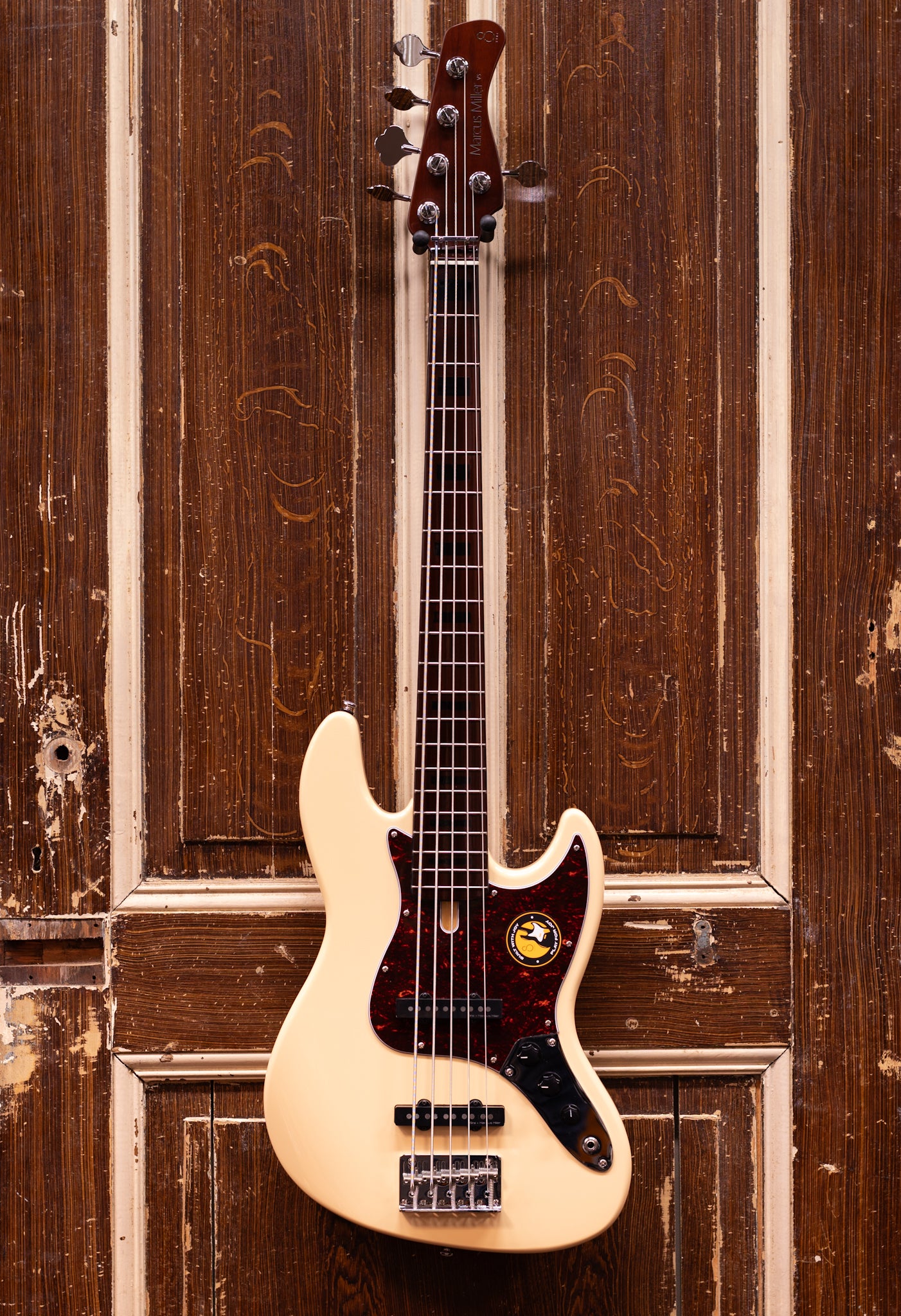 Sire Basses V5 A5/VWH 5-snaar Basgitaar