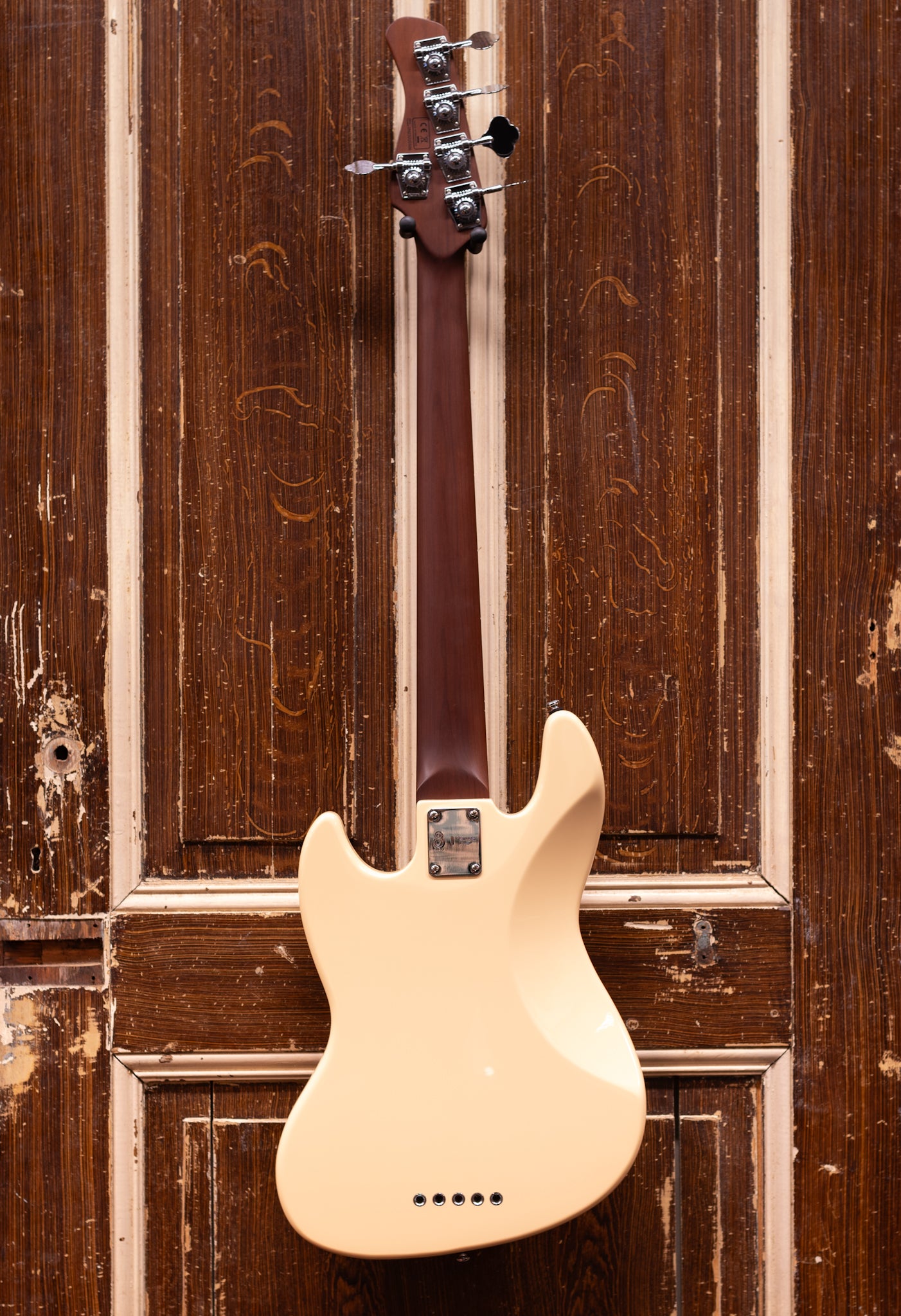 Sire Basses V5 A5/VWH 5-snaar Basgitaar