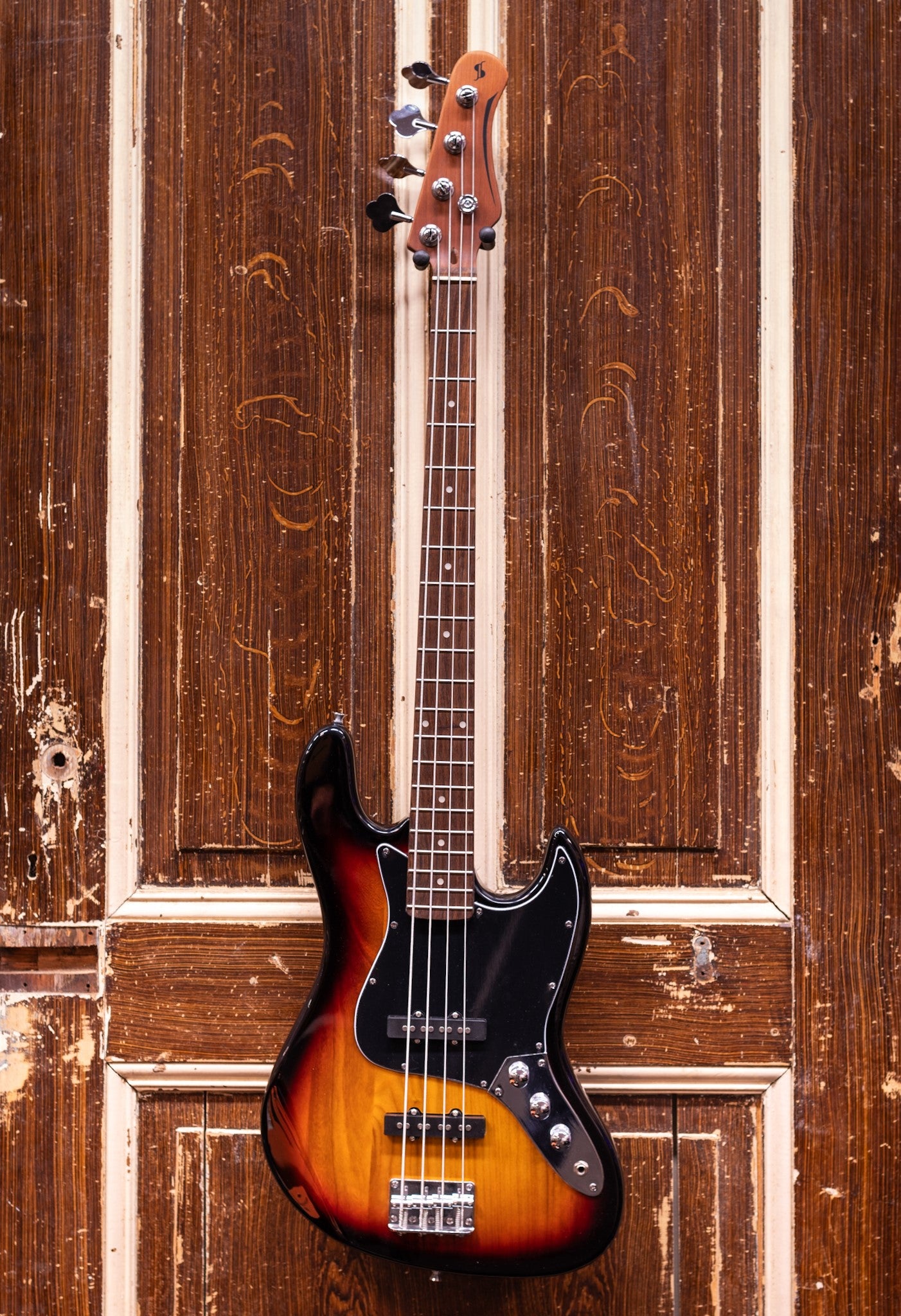 Stagg SBJ-30 SB Sunburst J-model Basgitaar