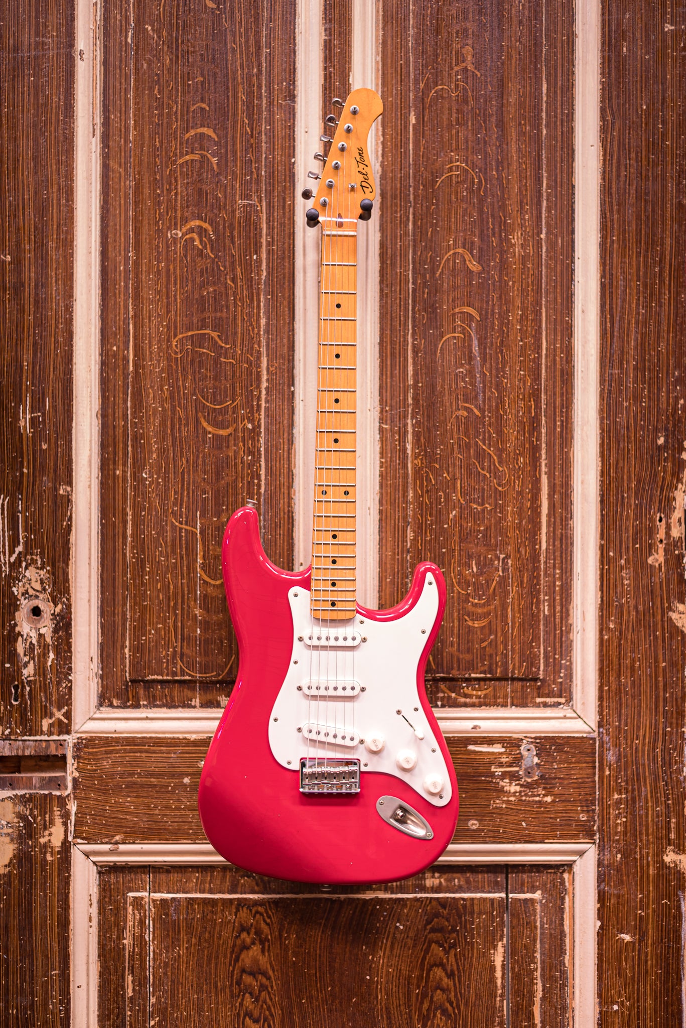 Del-Tone 50's S-Style Dakota Red Hardtail Elektrische gitaar
