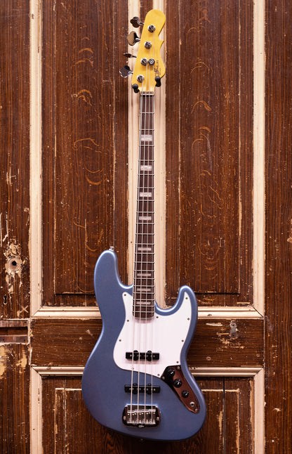 G&L Tribute JB Lake Placid Blue Basgitaar