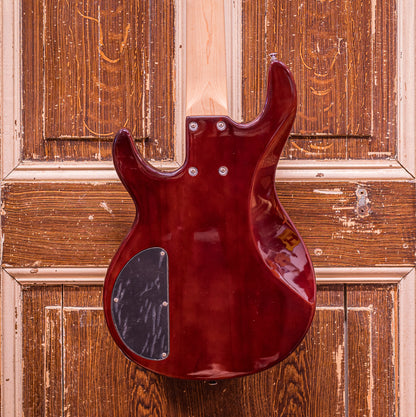 Vintage V96 Reissued 5-String Flamed TS basgitaar (actief)