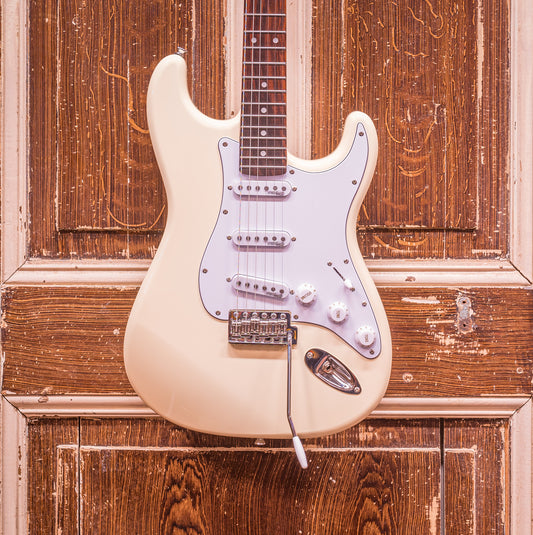 Vintage V6 Vintage White Elektrische Gitaar