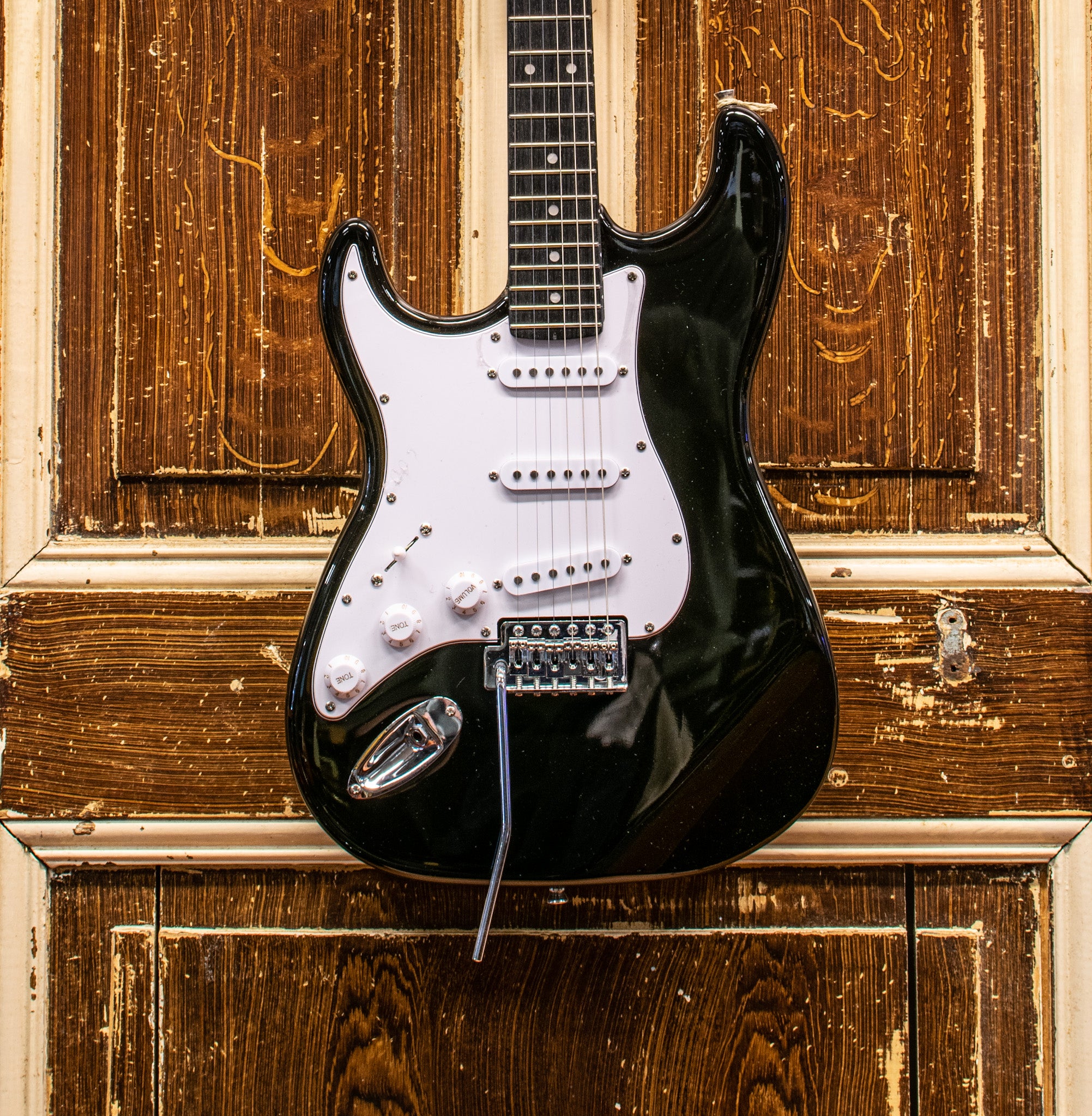 Eko S300-BLK-LH Starter Strat Metallic Black Elektrische Gitaar Linkshandig