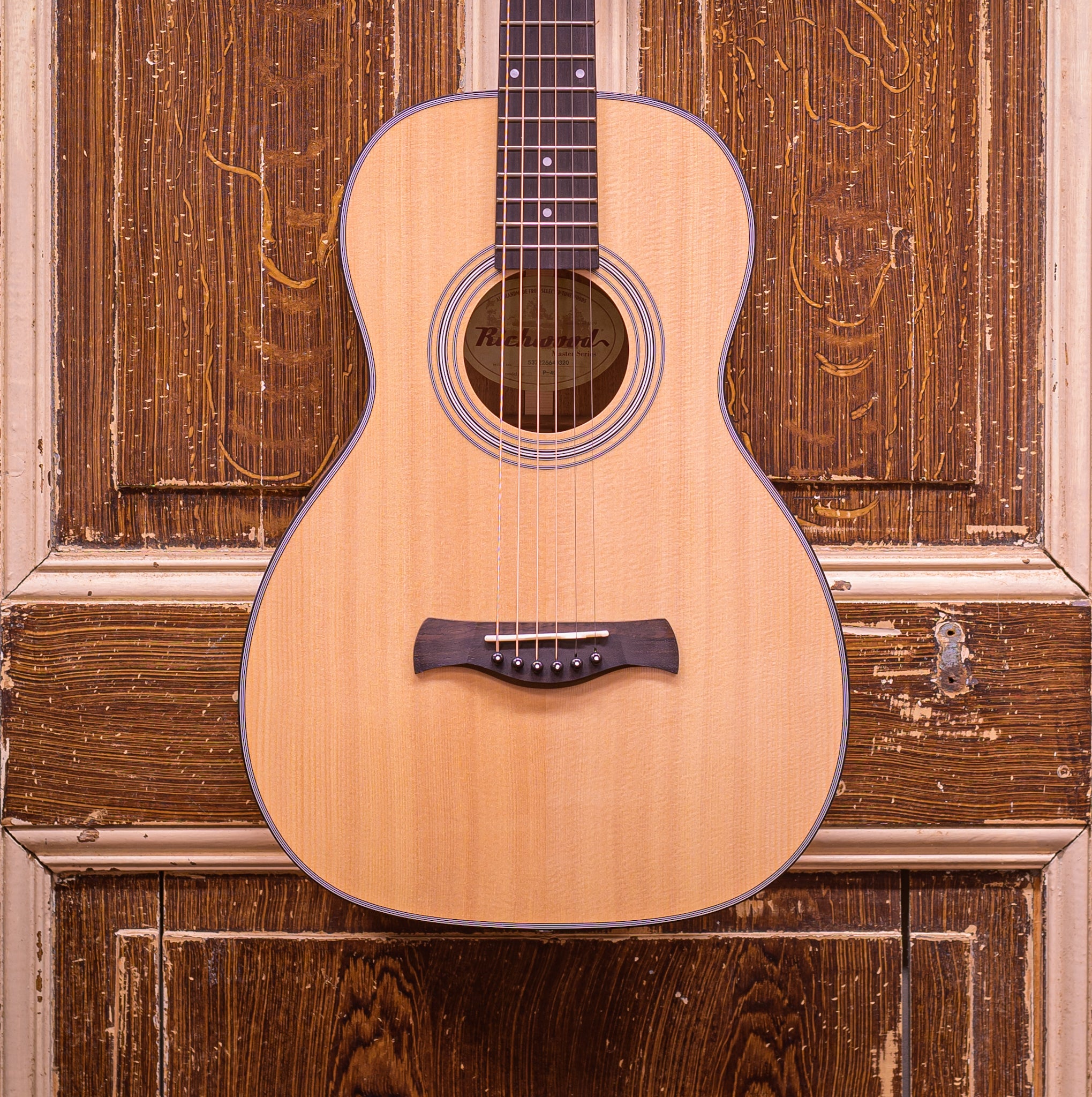 Richwood P-40 Master Series handmade parlor Westerngitaar