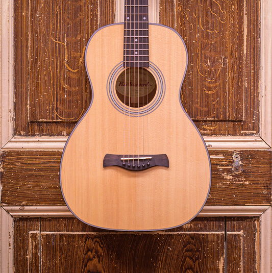 Richwood P40 Master Series handmade parlor Westerngitaar