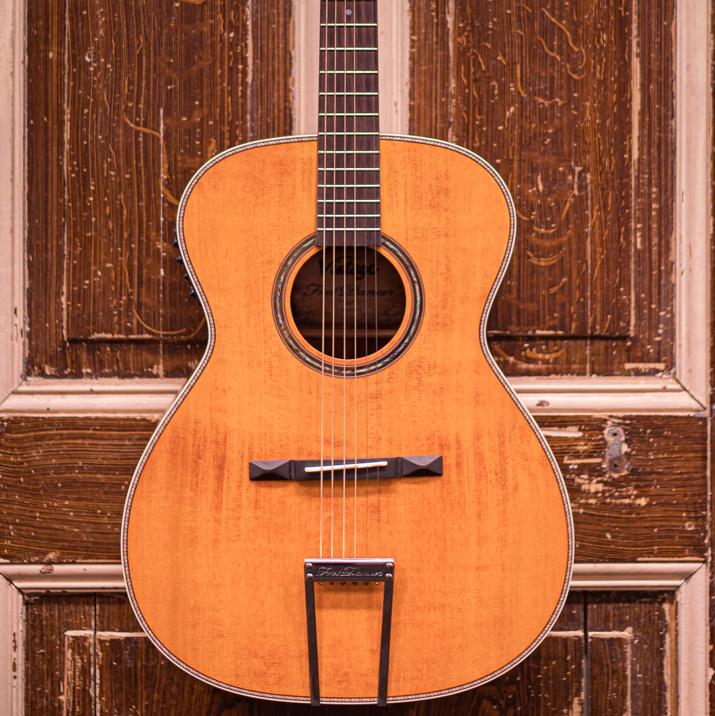 Vintage 'Fret Dancer' Electro-Acoustic Aged Open Pore Westerngitaar